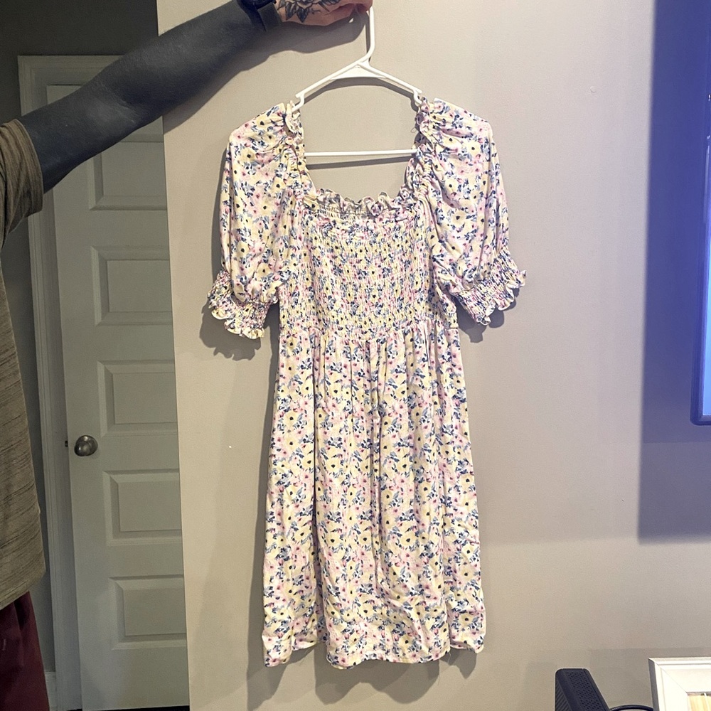 Colorful Dress - Picture 2 of 3